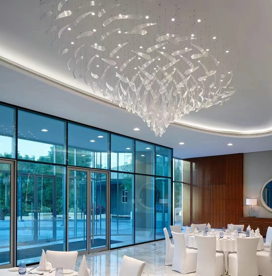 打造独特氛围——宴会厅亚克力叶子非标现代吊灯选择指南 Dutti LED